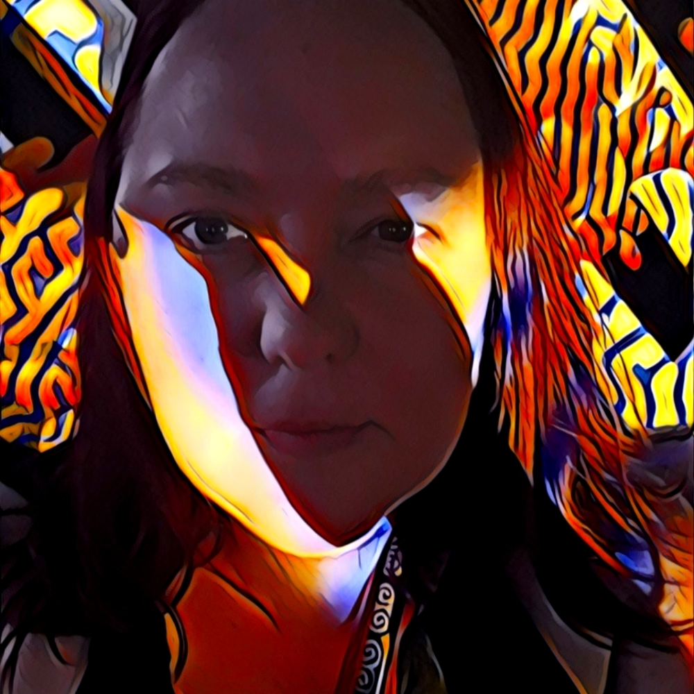 Meet your Posher, Roxanna